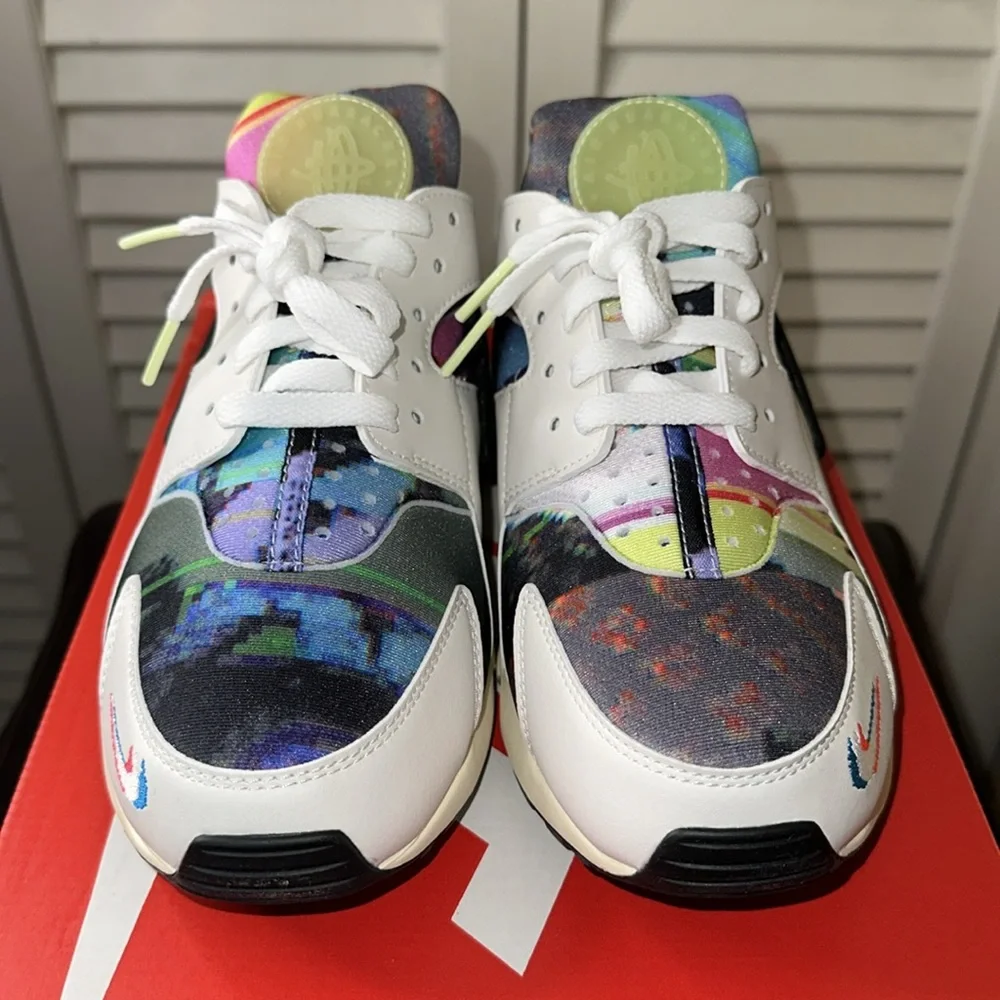 🥳HP🎉| WMNS Nike Air Huarache “Pixel Game”… - Picture 3 of 7